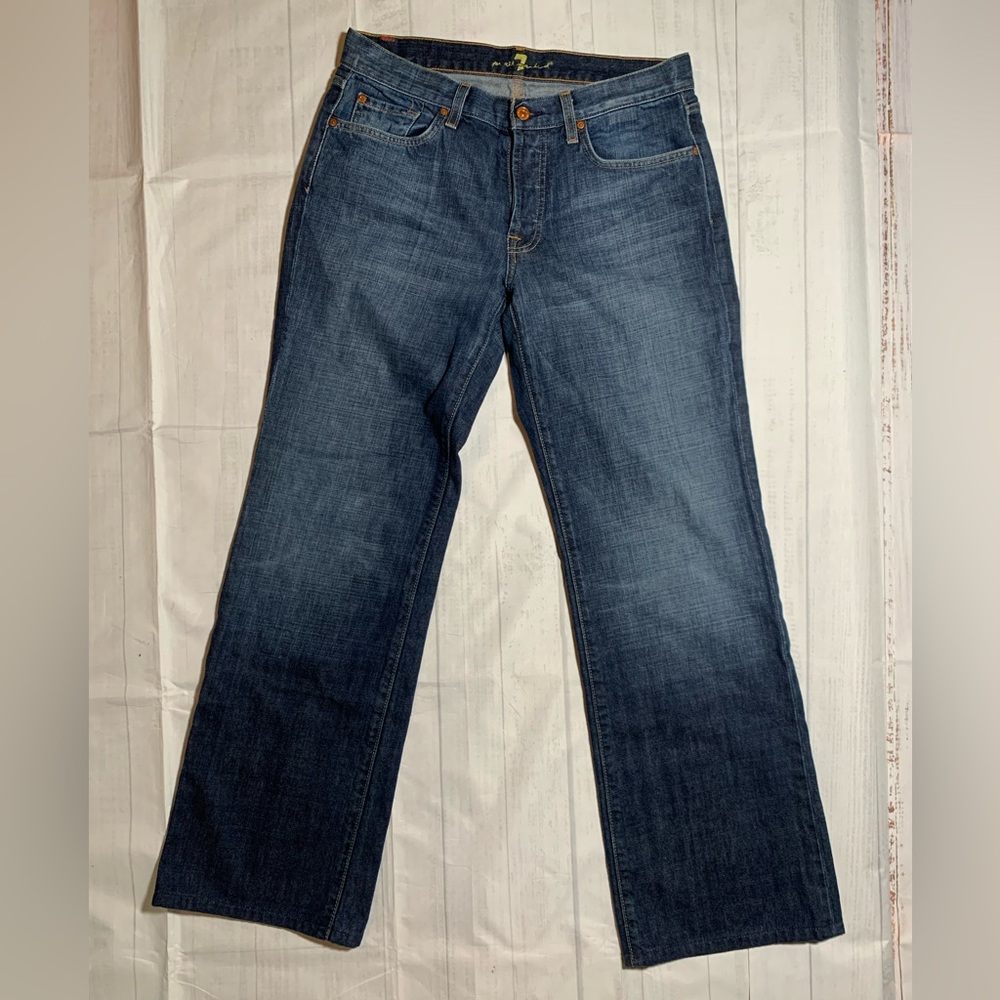 7 For All Mankind Men’s Relaxed Blue Jeans. Size 32.